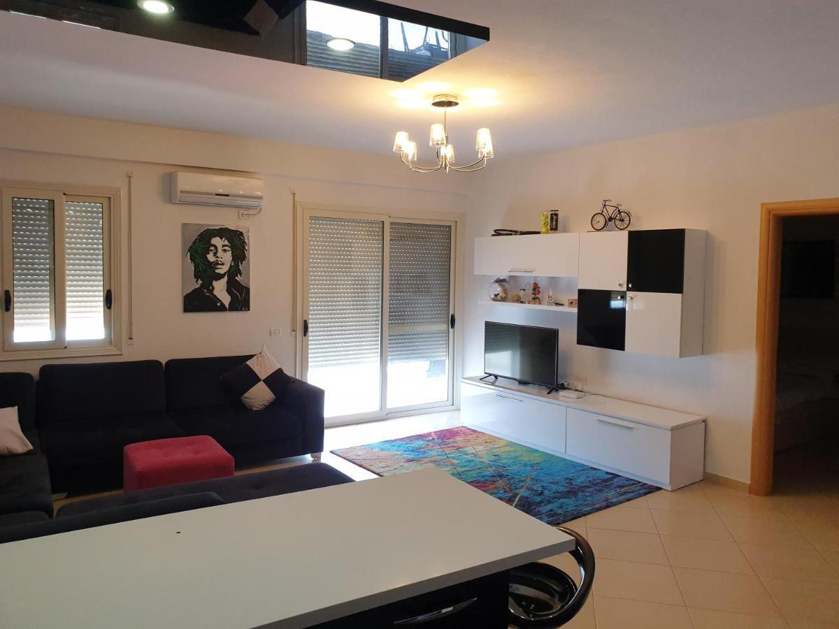 Asta Apartments Free Private Parking Vlorë エクステリア 写真