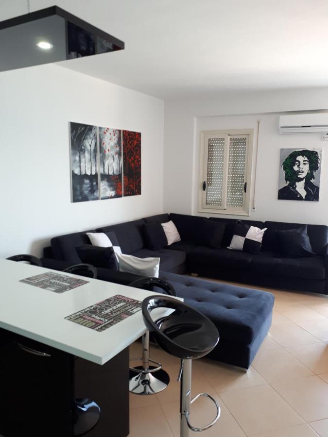 Asta Apartments Free Private Parking Vlorë エクステリア 写真
