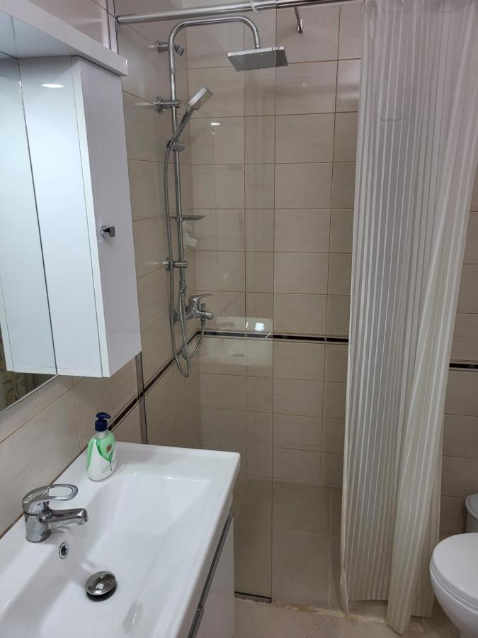 Asta Apartments Free Private Parking Vlorë エクステリア 写真