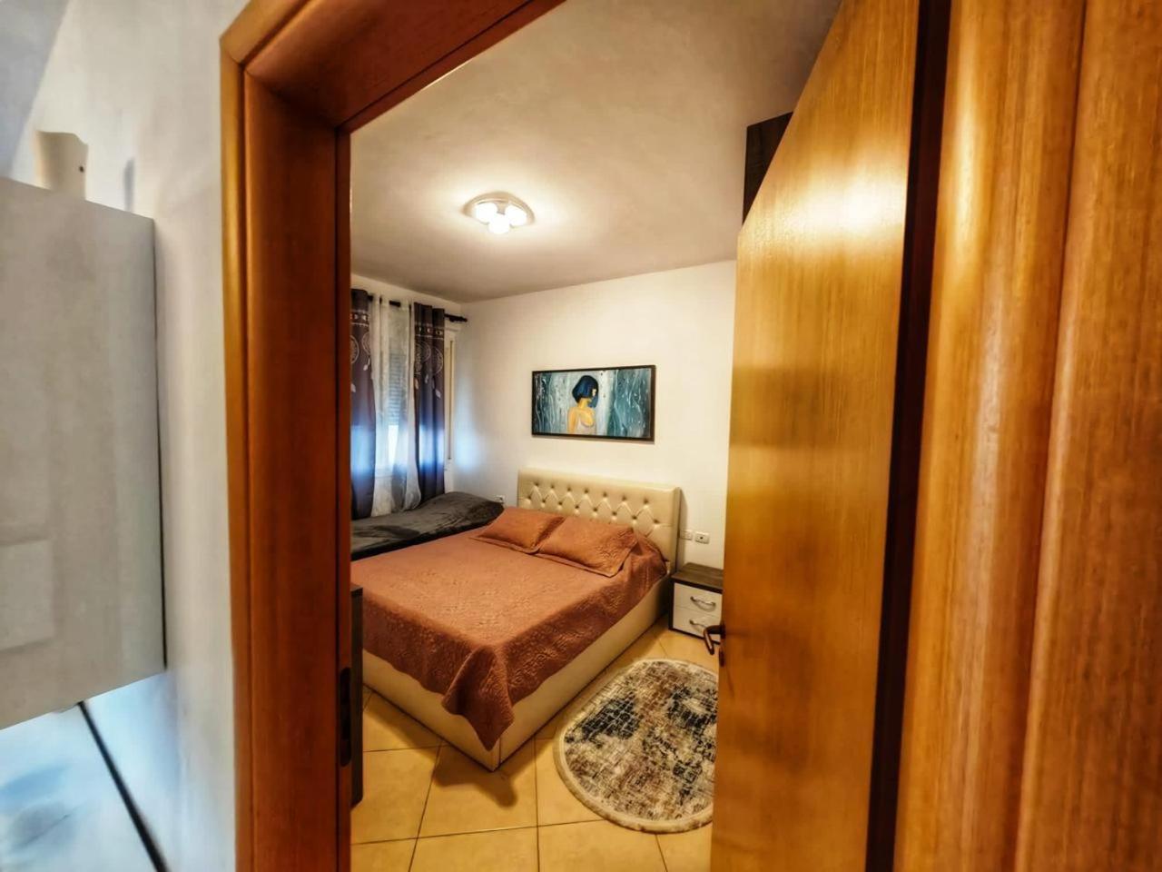 Asta Apartments Free Private Parking Vlorë エクステリア 写真